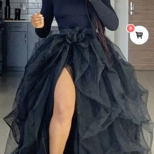 ELEGANT SOLID HI-SLIT TULLE SKIRT